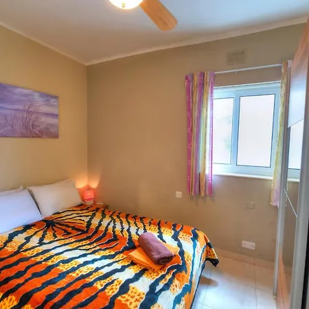 Lägenhet 3 Bedroom Apt Overlooking Valley & Communal Pool Ecar1-1 Qala